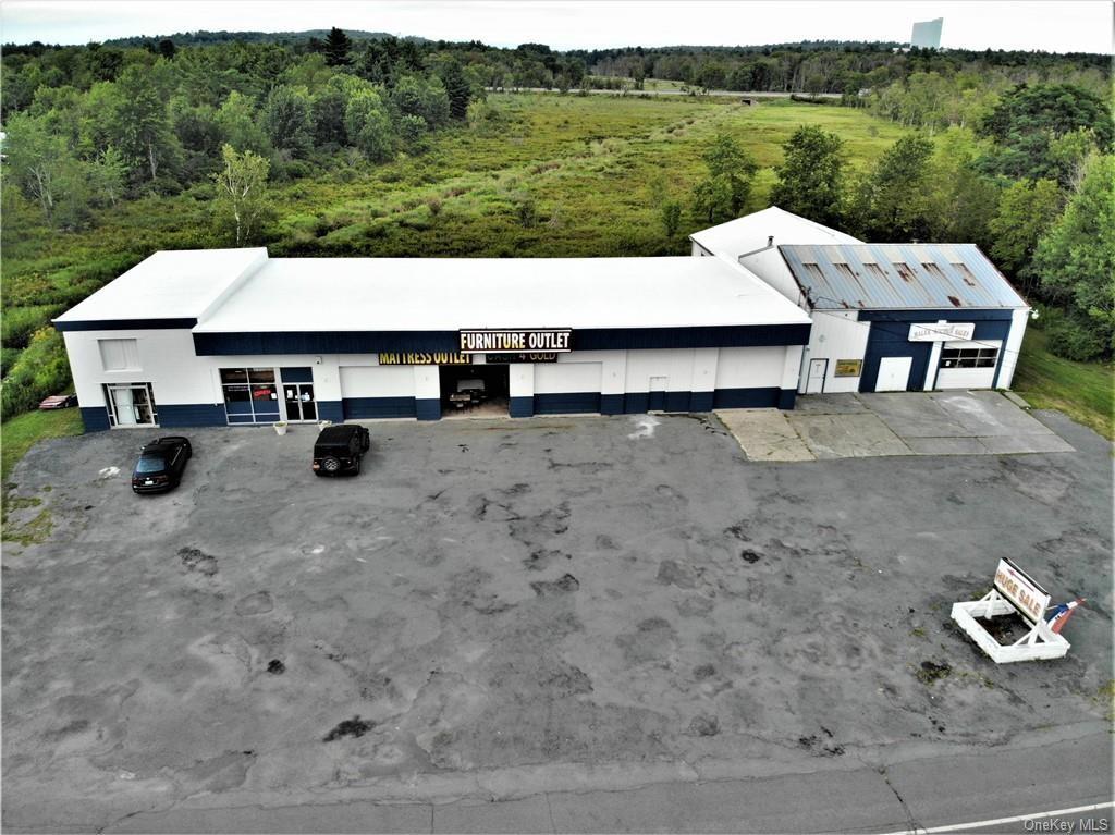 #3 photo, 184-186 E Broadway, Monticello , NY 12701