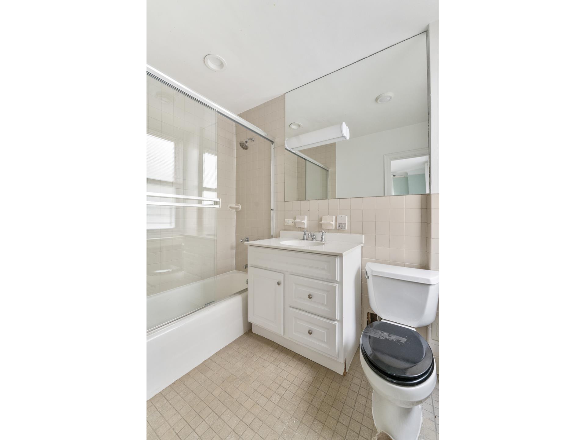 #16 photo, 1 E END Avenue, マンハッタン Yorkville , NY 10075