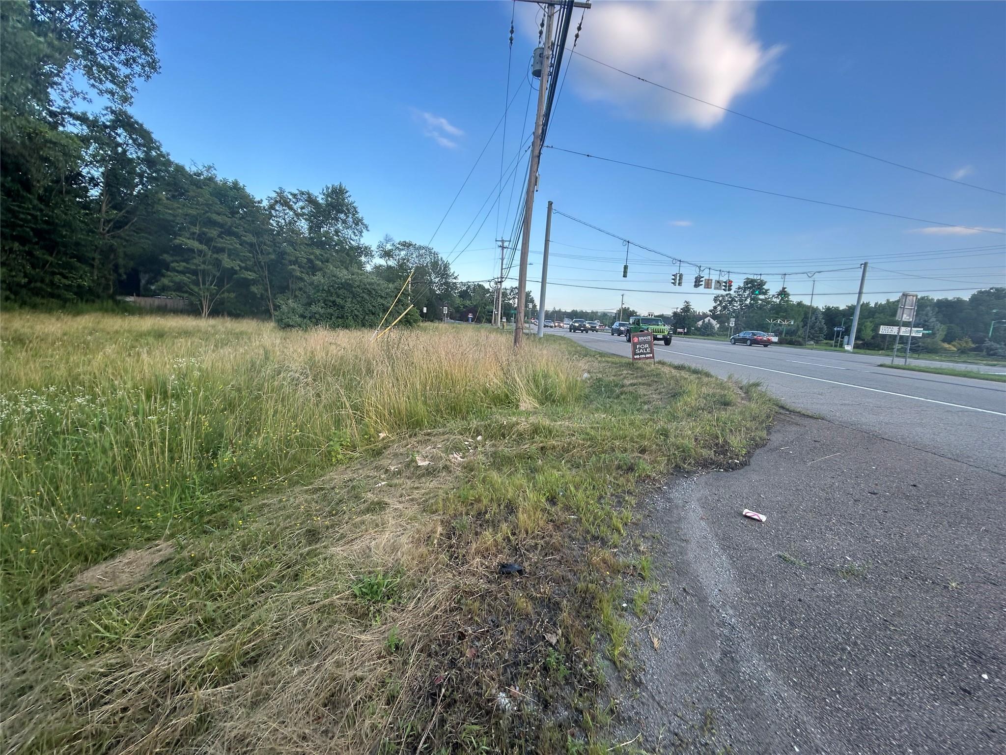 #12 photo, 88 Smithtown Road, Fishkill , NY 12524