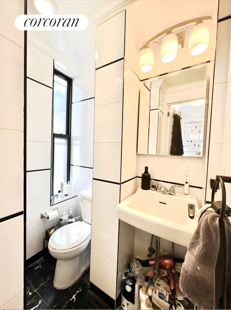 #1 photo, 430 E 11TH Street, East Village , NY 10009