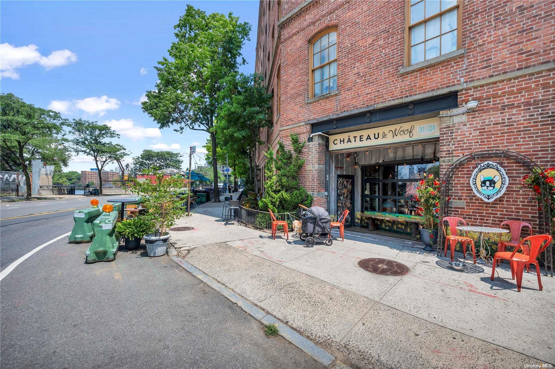 #4 photo, 31-13 12th Street, Astoria , NY 11106