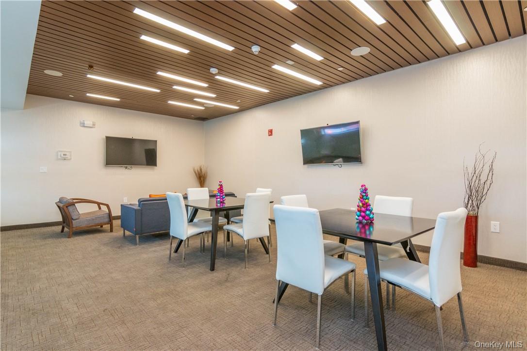 #9 photo, 10 Dekalb Avenue, White Plains , NY 10605