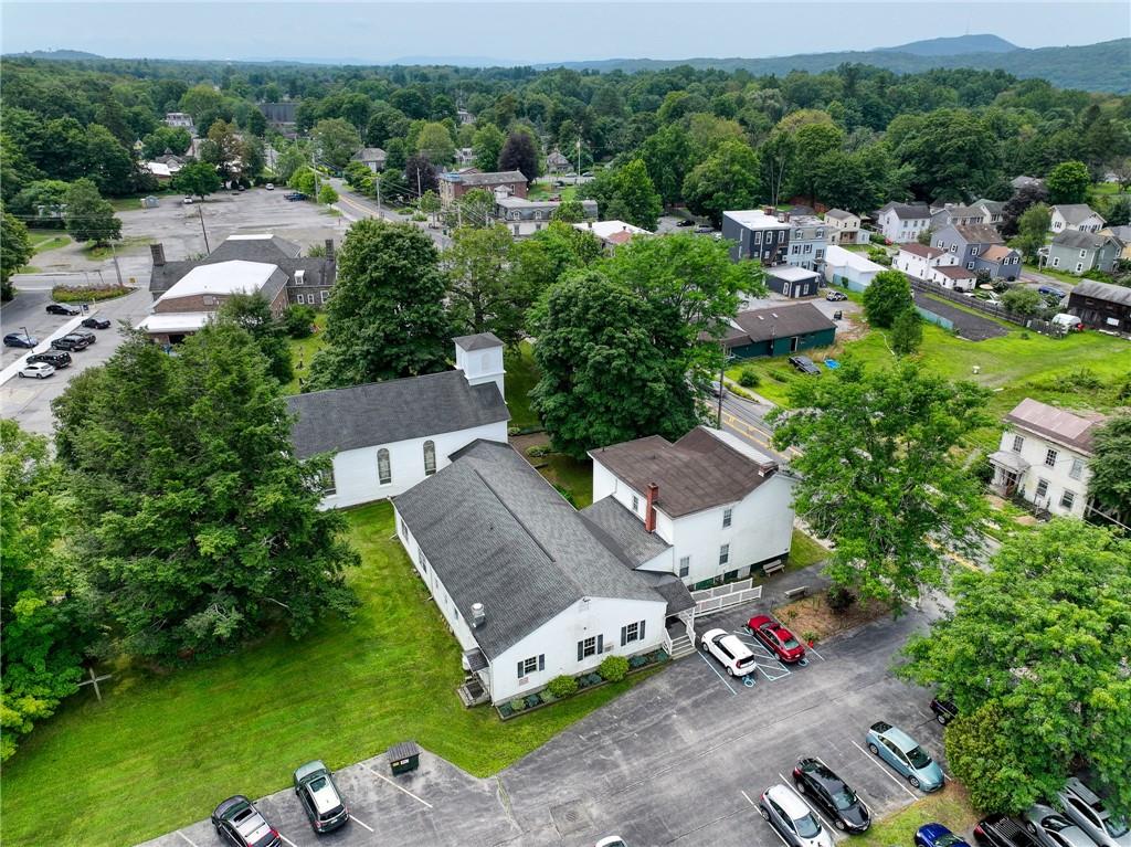 #5 photo, 4408 Albany Post Road, Hyde Park , NY 12538