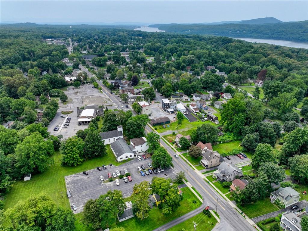 #8 photo, 4408 Albany Post Road, Hyde Park , NY 12538