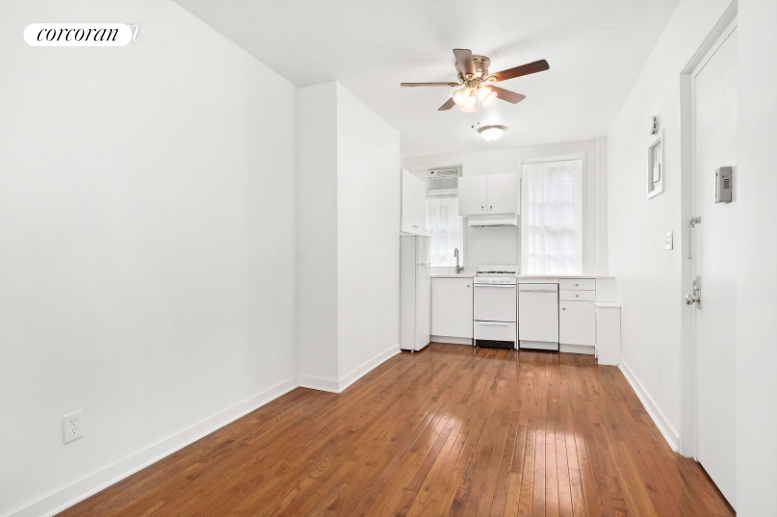 #1 photo, 212 W 16TH Street, 曼哈顿 切尔西 Chelsea , NY 10011