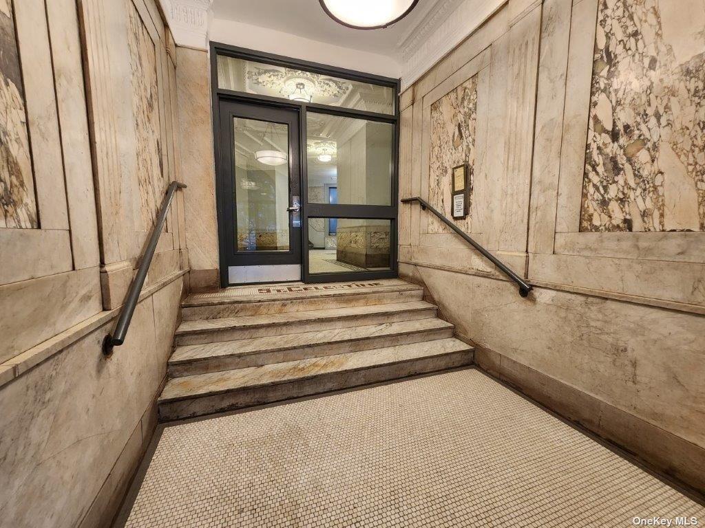 #16 photo, 33 Convent Avenue, New York (Manhattan) , NY 10027