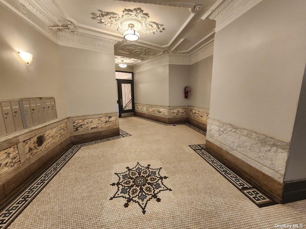 #17 photo, 33 Convent Avenue, New York (Manhattan) , NY 10027