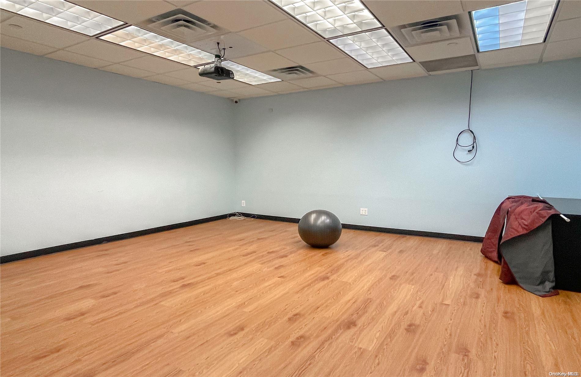 #15 photo, 38-25 Main Street Street, クイーンズ区 Flushing , NY 11354