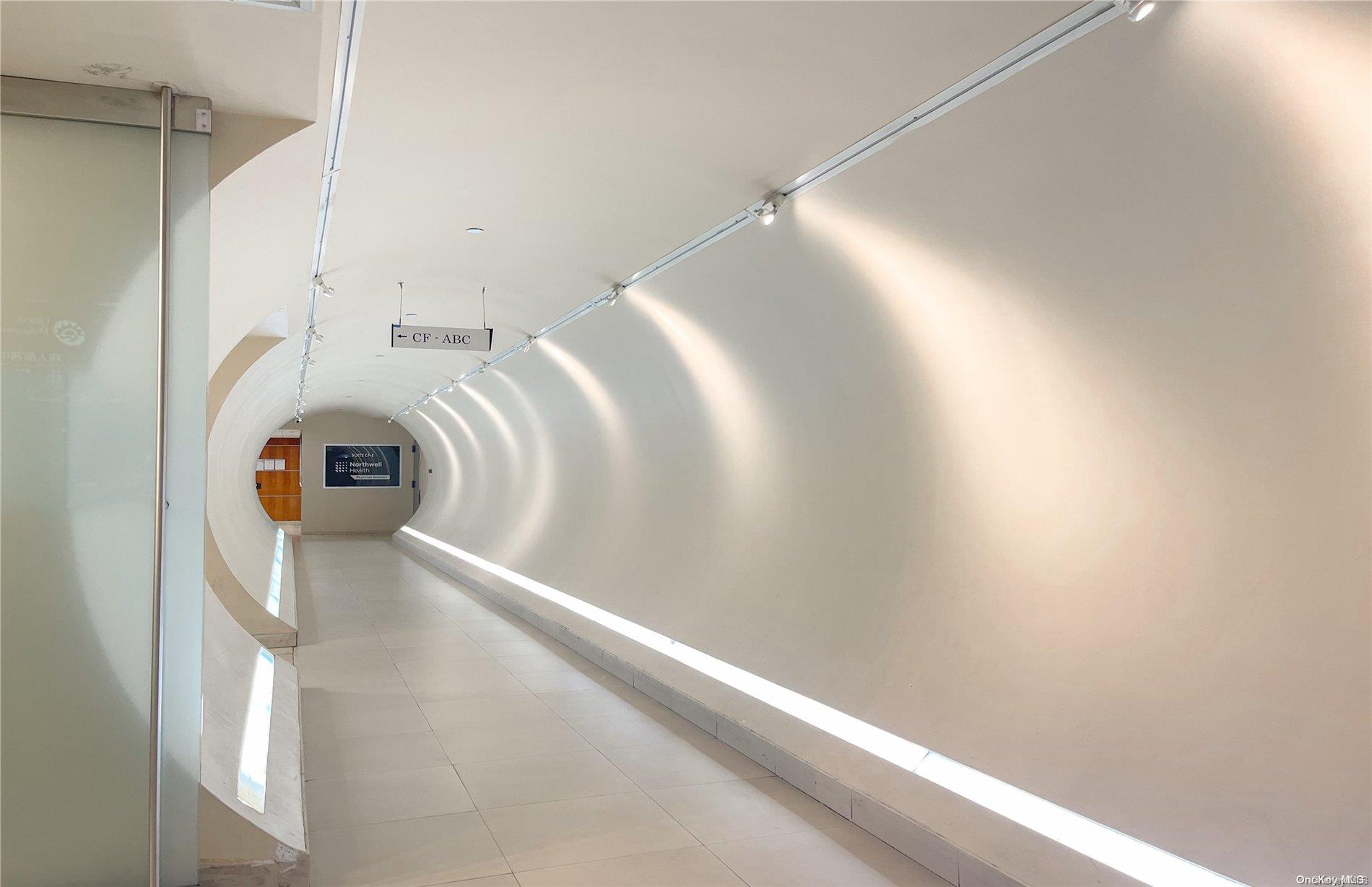 #9 photo, 38-25 Main Street Street, クイーンズ区 Flushing , NY 11354