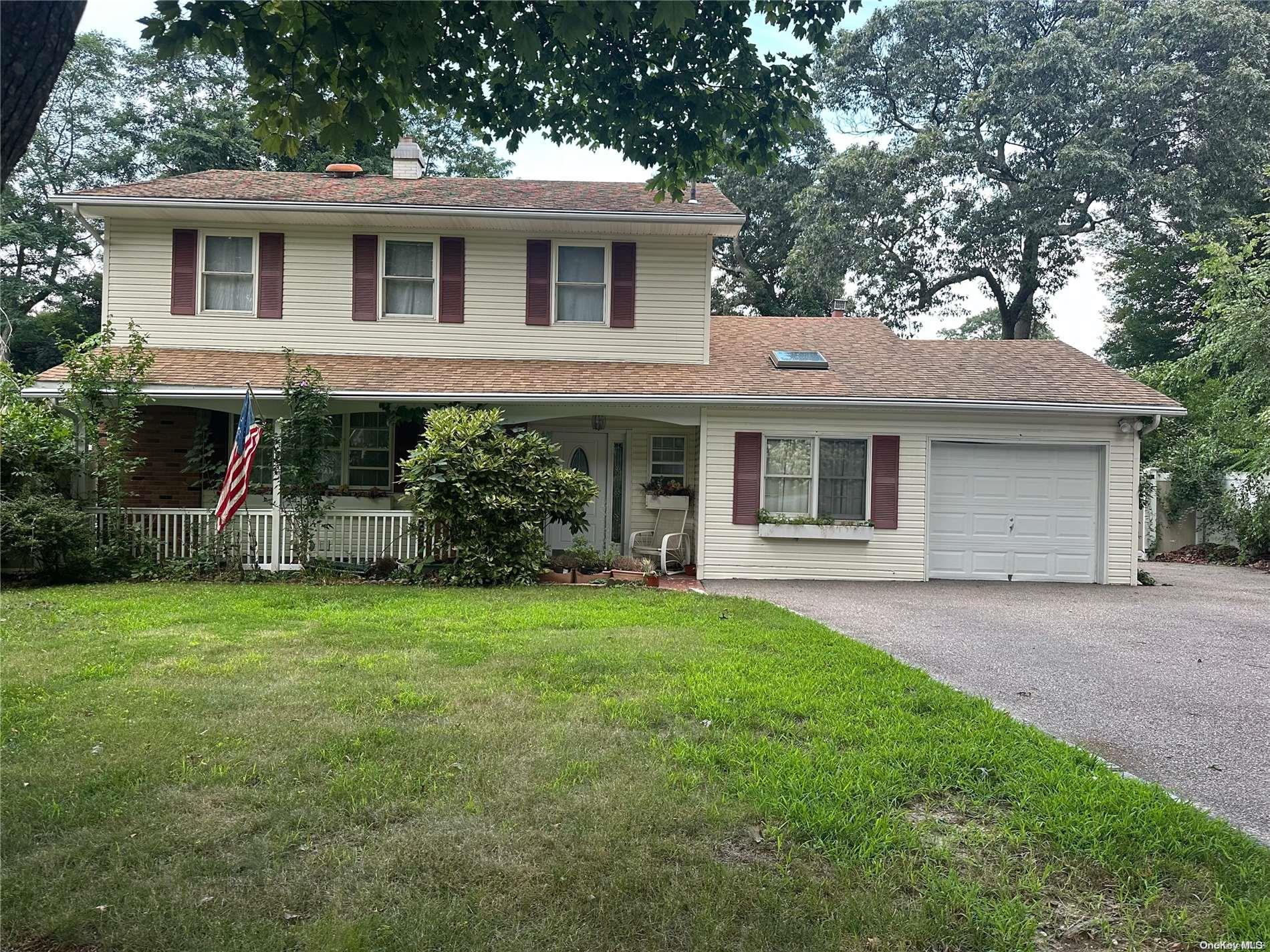 #1 photo, 5 Caddy Place, সাফোক কাউন্টি Rocky Point , NY 11778