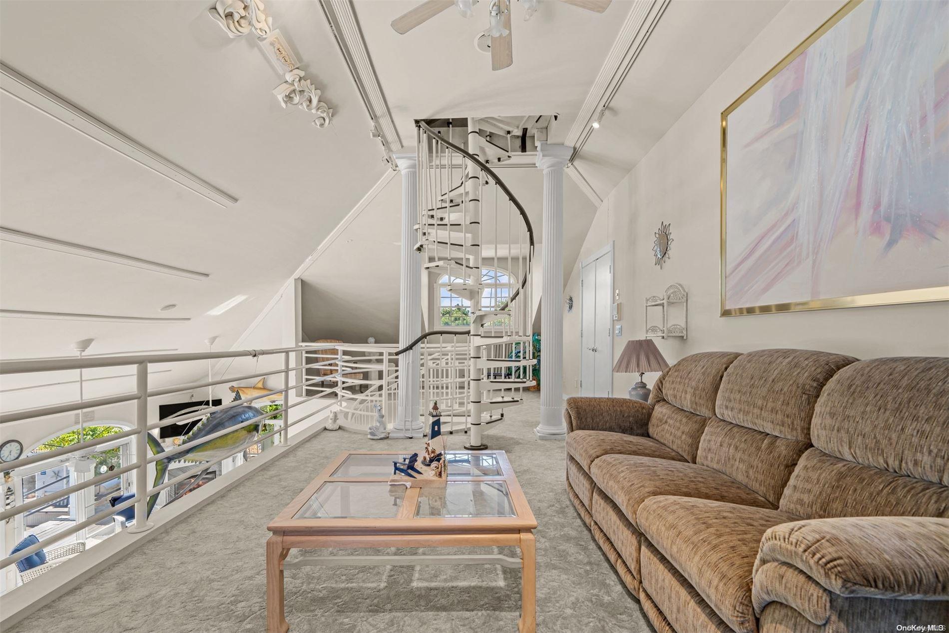 #17 photo, 48 S Old Neck Road, サフォーク郡 Center Moriches , NY 11934