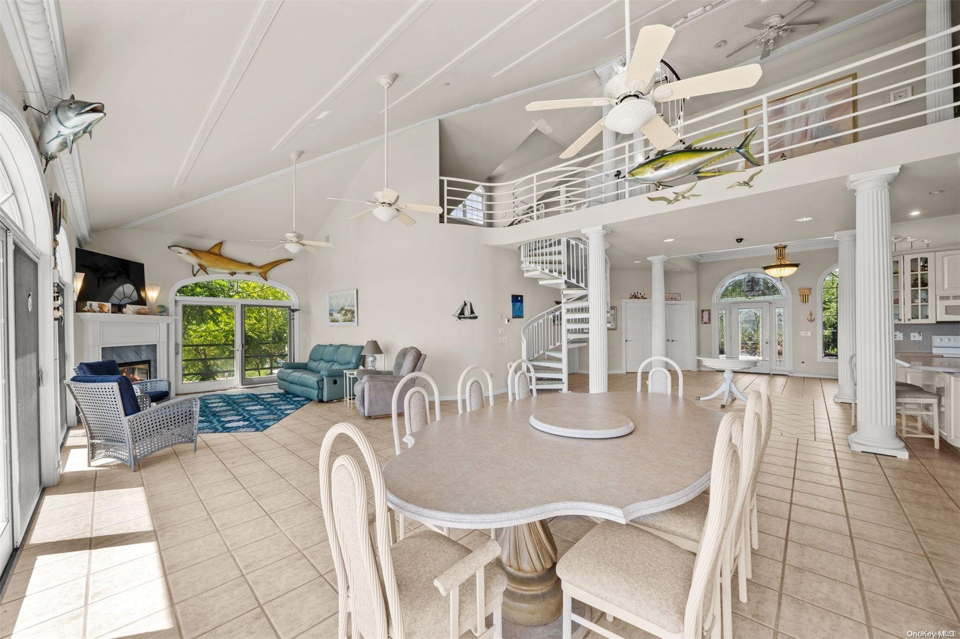 #7 photo, 48 S Old Neck Road, サフォーク郡 Center Moriches , NY 11934