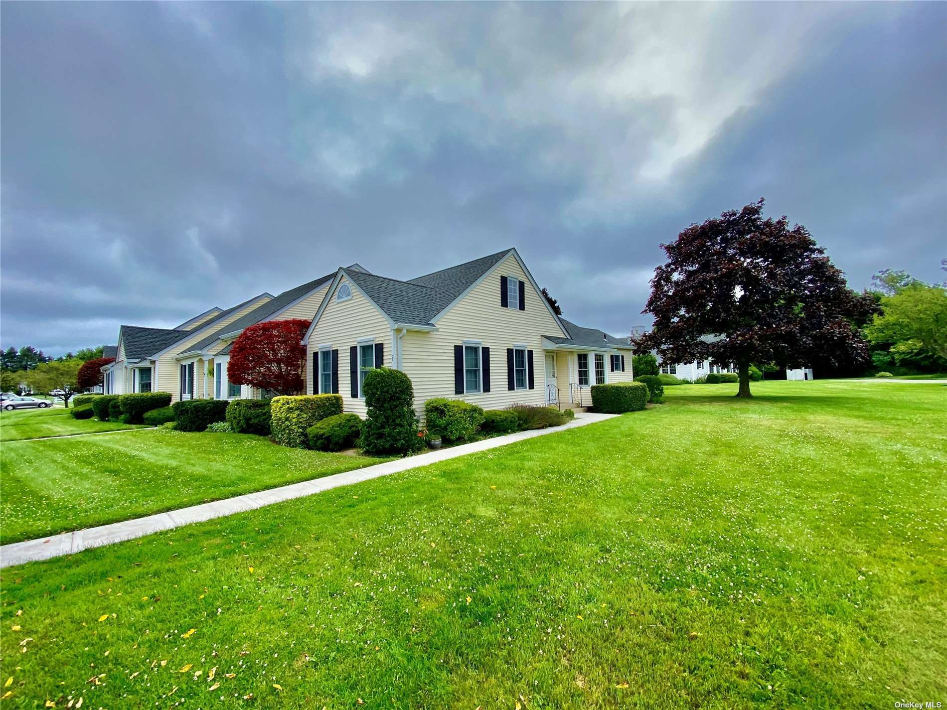 #1 photo, 2555 Youngs Avenue, سوفولك Southold , NY 11971