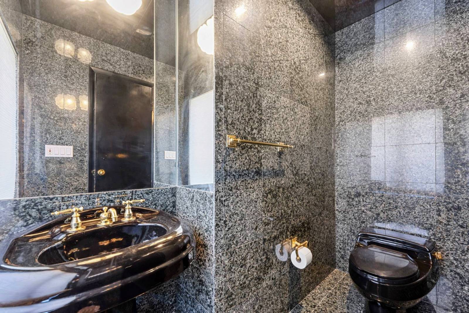 #6 photo, 28 Lancaster Ave, Brooklyn , NY 11223