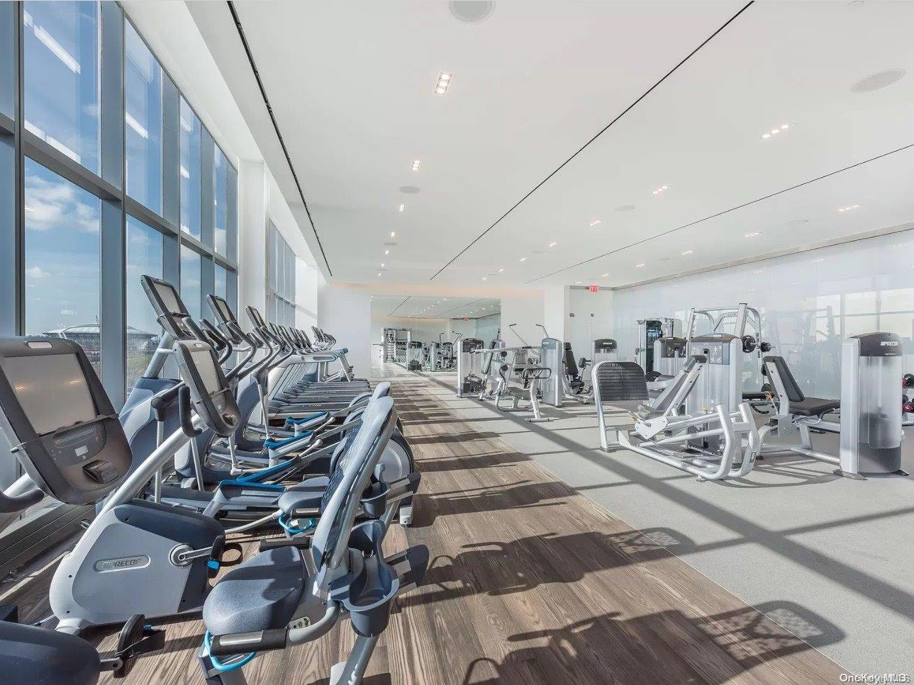 #10 photo, 131-05 40th Road, クイーンズ区 Flushing , NY 11354