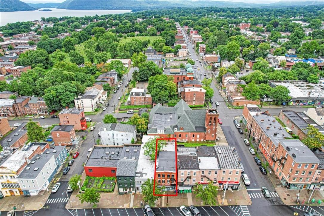 #18 photo, Newburgh, Newburgh , NY 12550