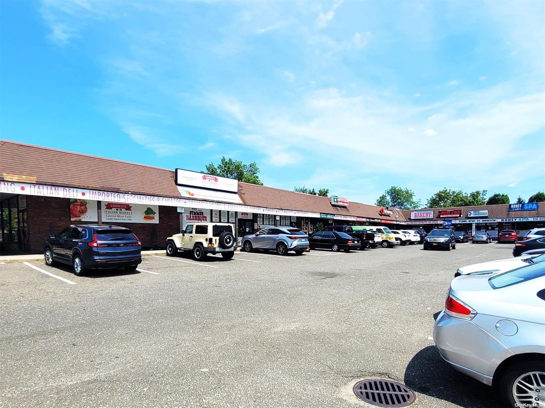 #2 photo, 721 Franklin Avenue, ナッソー郡 Franklin Square , NY 11010