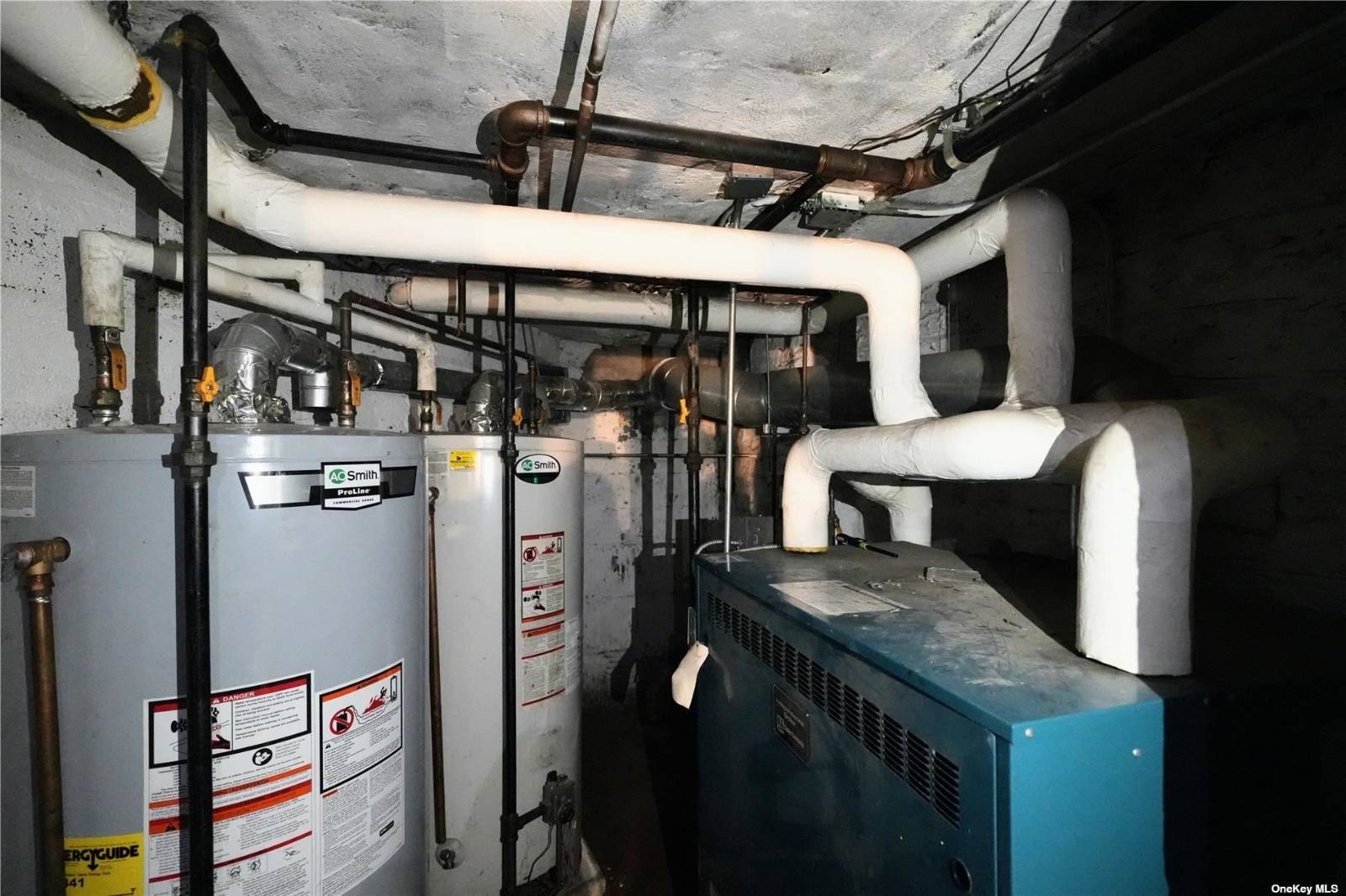 #13 photo, 1440 Dekalb Ave, Bushwick , NY 11237