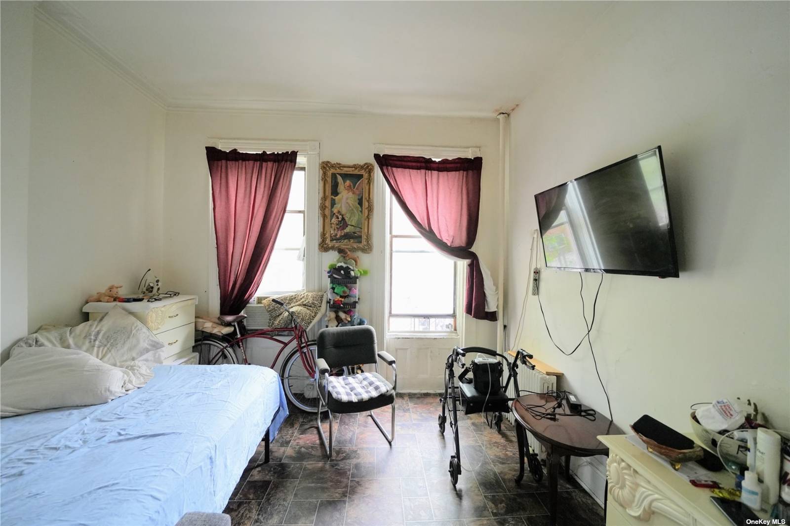 #7 photo, 1440 Dekalb Ave, Bushwick , NY 11237