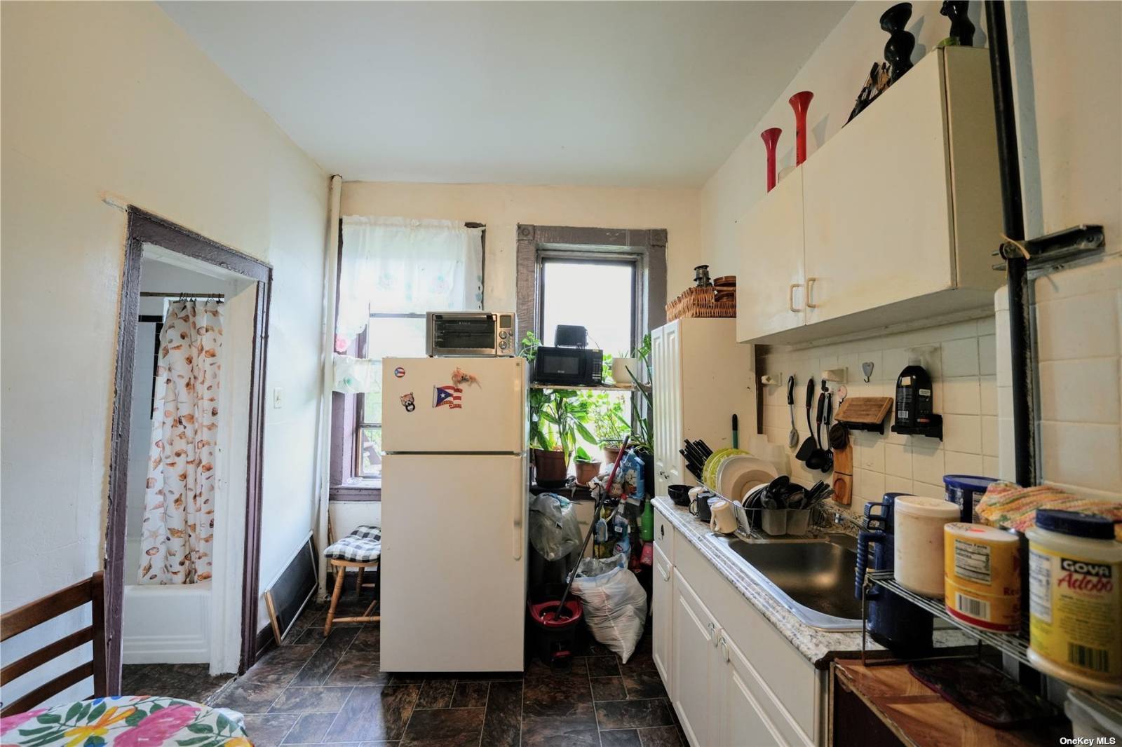 #8 photo, 1440 Dekalb Ave, Bushwick , NY 11237