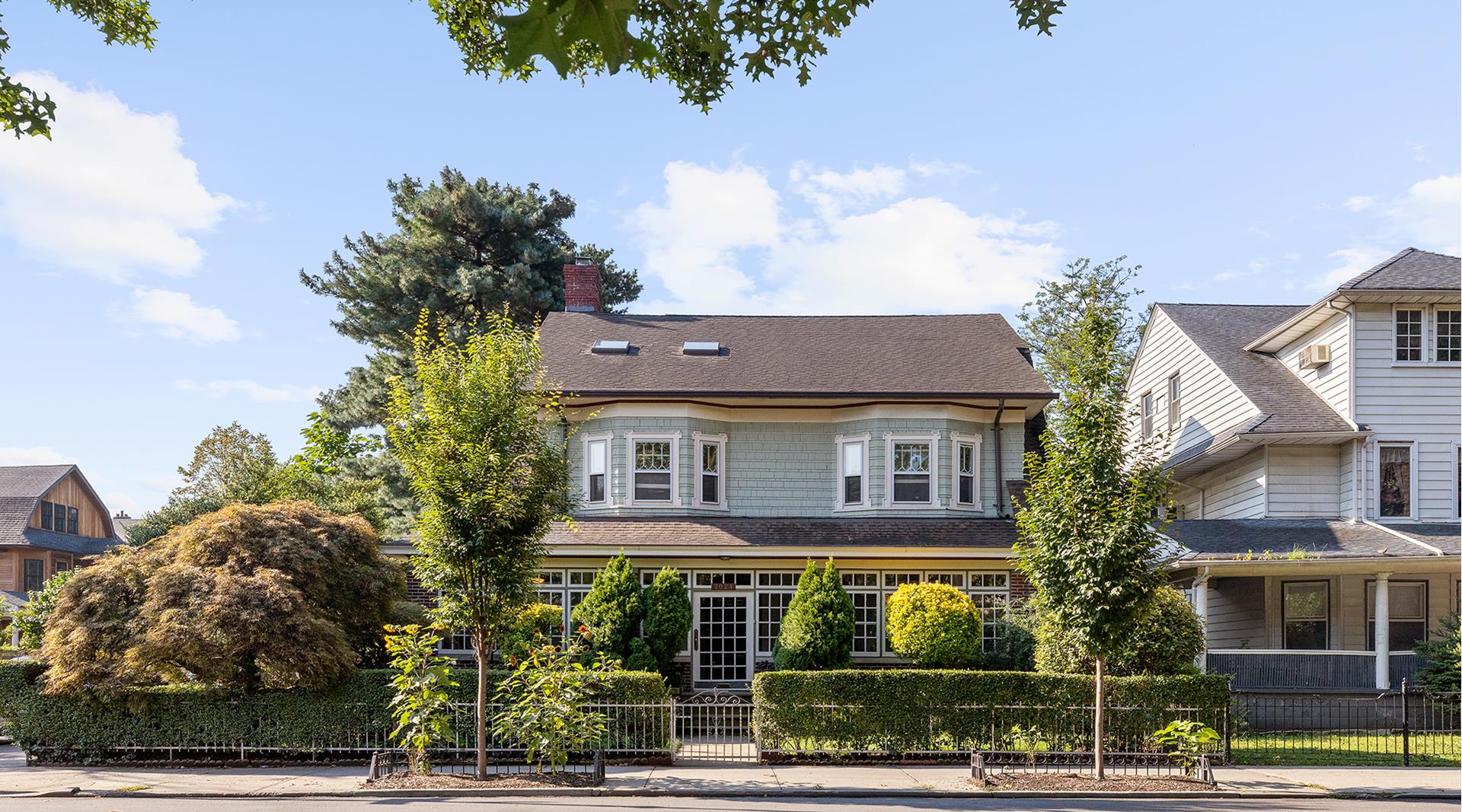 #1 photo, 2024 GLENWOOD Road, Ditmas Park , NY 11210