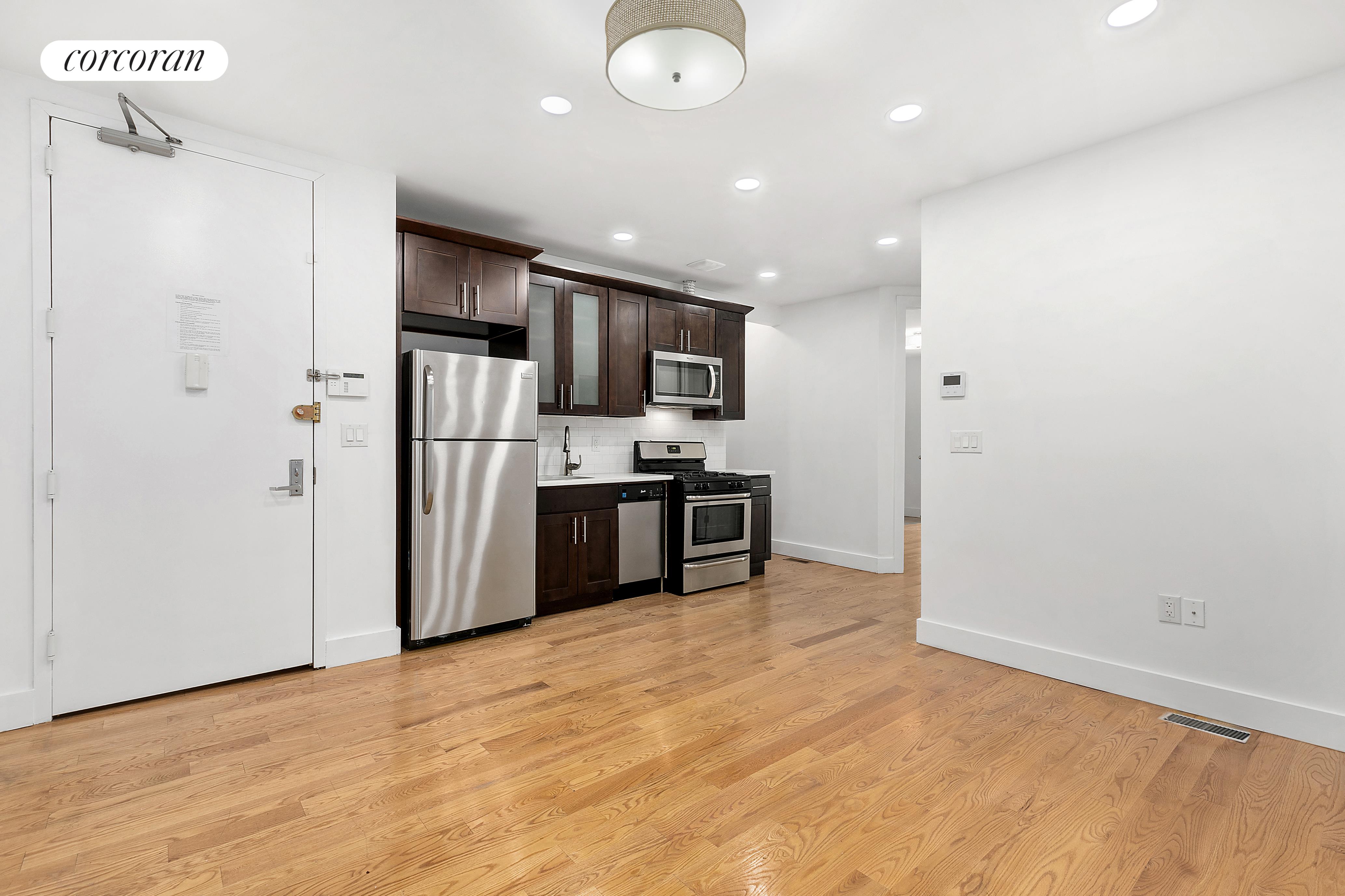 #1 photo, 148 W 9TH Street, 布鲁克林 卡罗尔花园 Carroll Gardens , NY 11231
