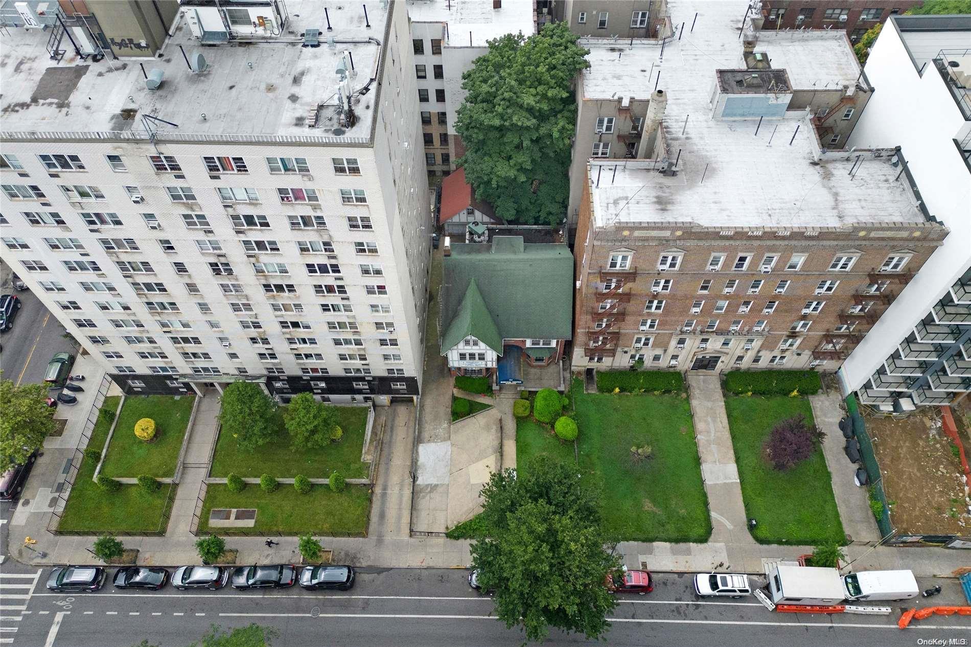 #5 photo, 622 Ocean Avenue, Brooklyn , NY 11226