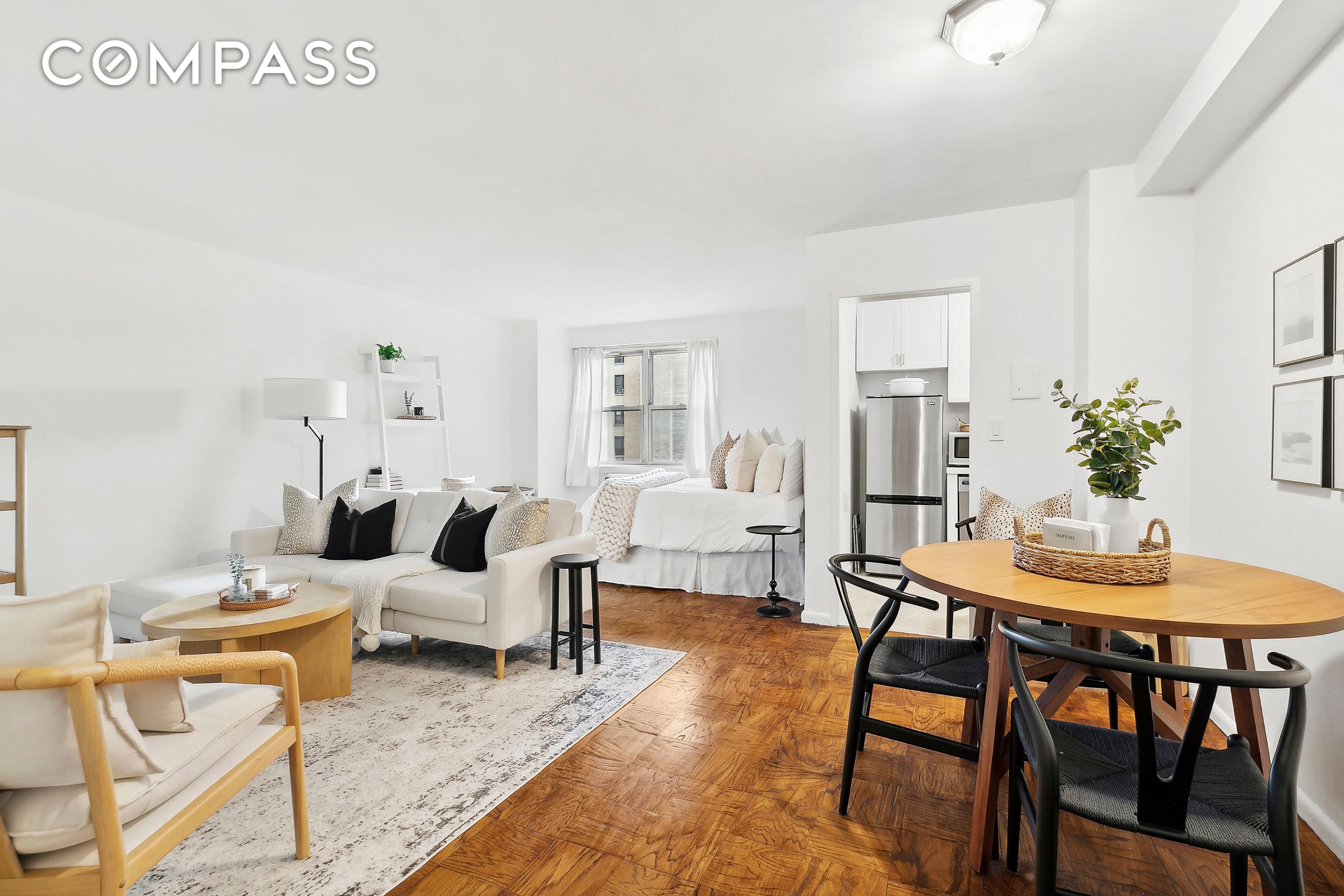 #1 photo, 340 E 80th Street, Upper East Side , NY 10075