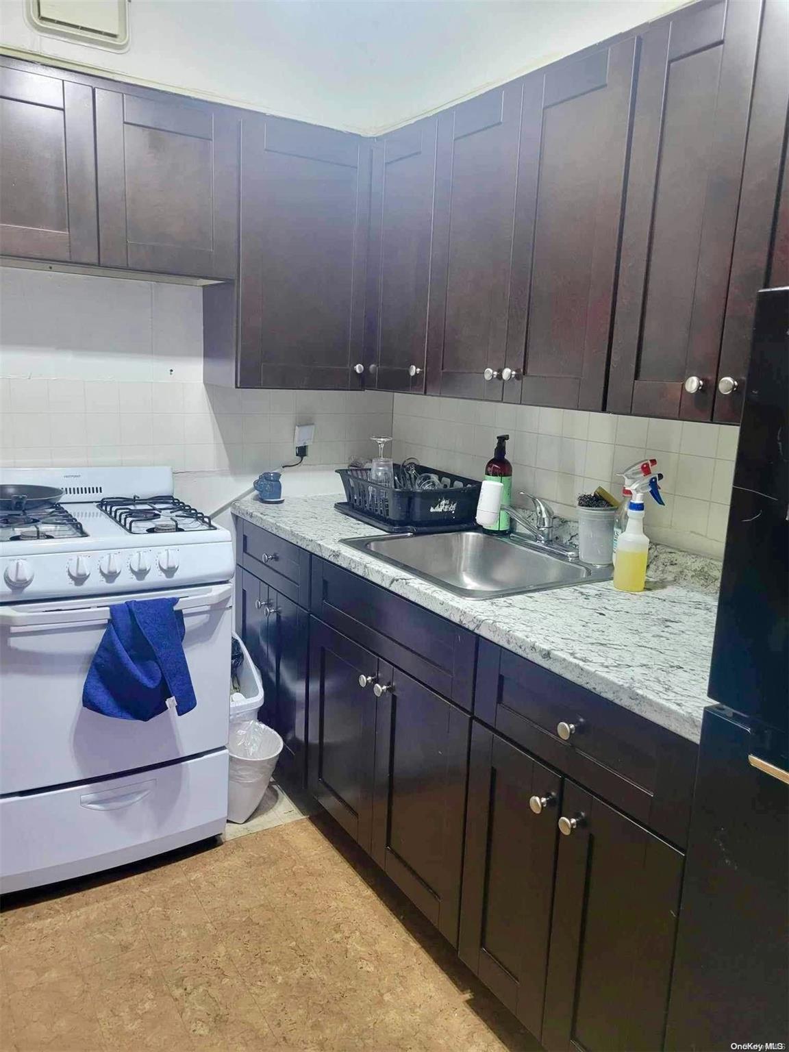 #2 photo, 95-24 42nd Avenue, クイーンズ区 Elmhurst , NY 11373