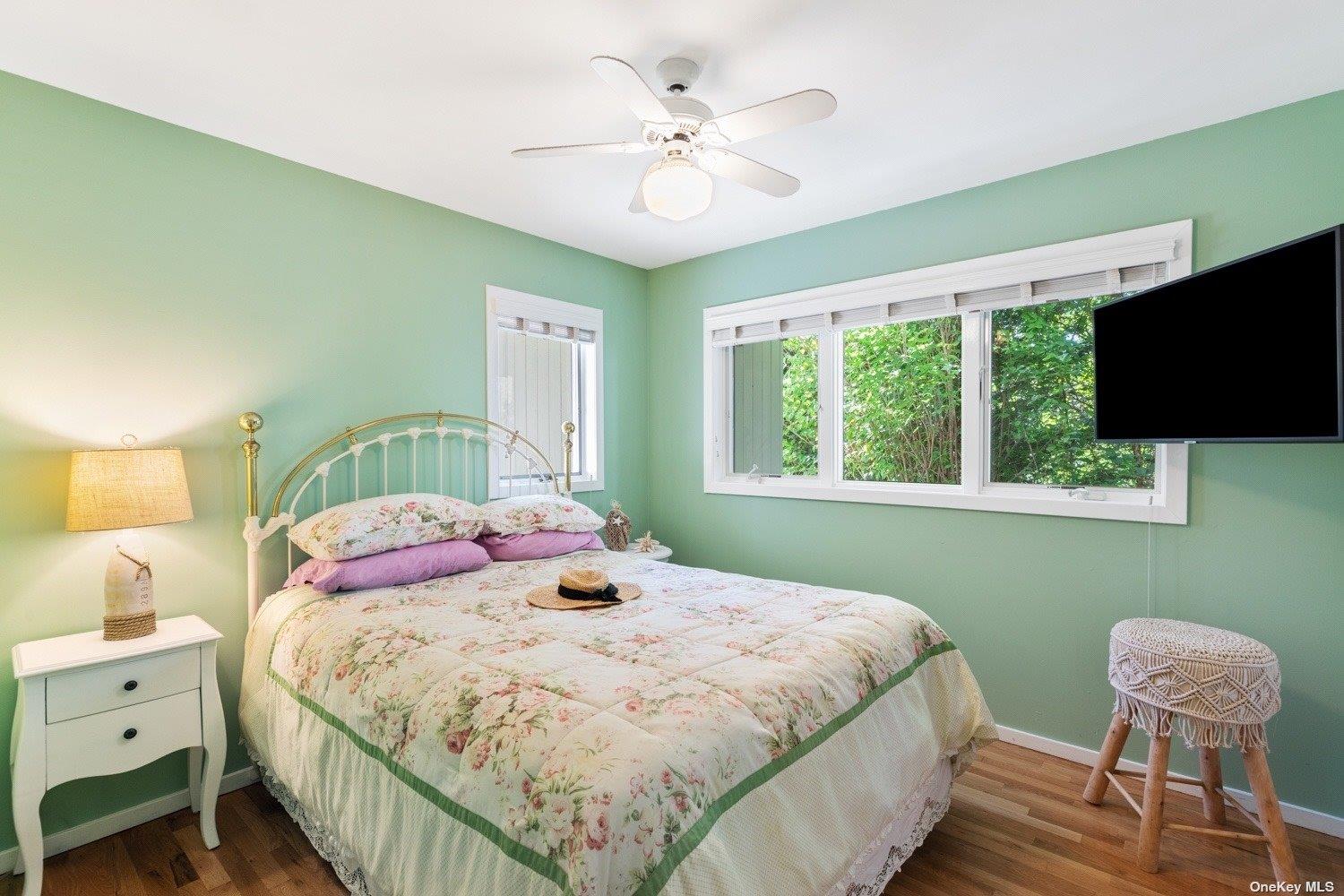 #14 photo, 216 Broadway, サフォーク郡 Saltaire , NY 11706