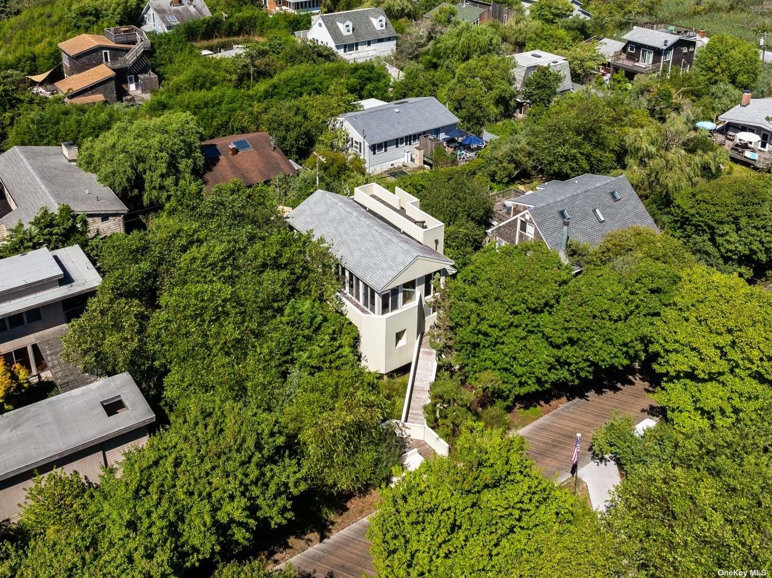 #2 photo, 216 Broadway, サフォーク郡 Saltaire , NY 11706