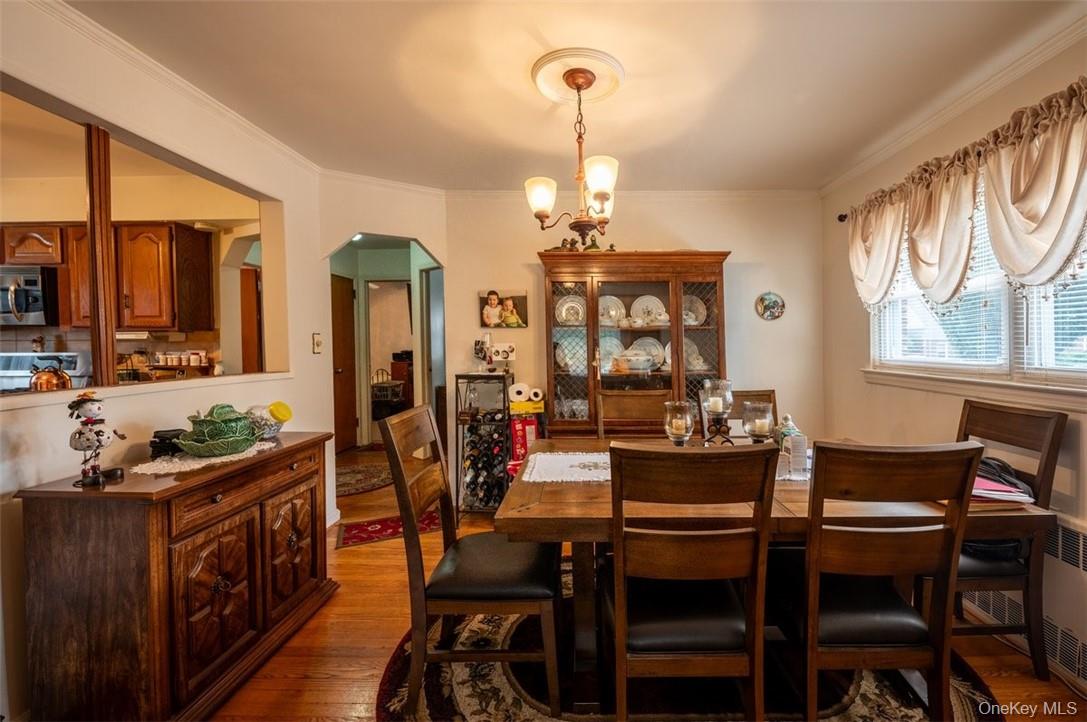 #6 photo, 200 Ingraham Lane, New Hyde Park , NY 11040