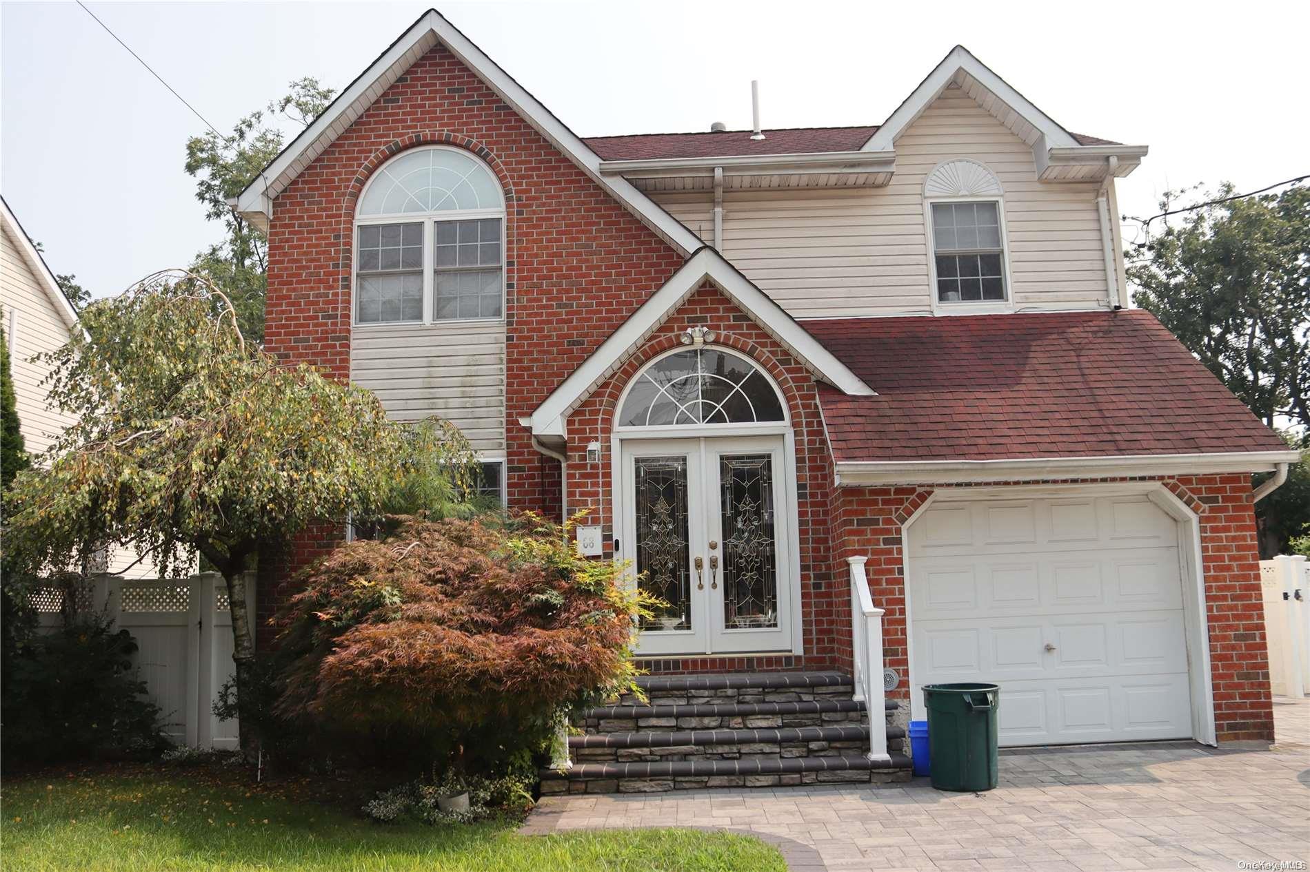 #1 photo, 88 E Roosevelt Avenue, ناسو Roosevelt , NY 11575