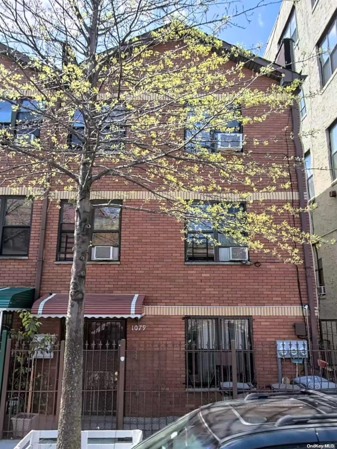 #1 photo, 1079 Willoughby Avenue, Brooklyn , NY 11221