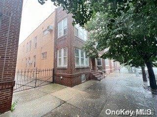 #1 photo, 60-23 Gates Avenue, كوينز Ridgewood , NY 11385