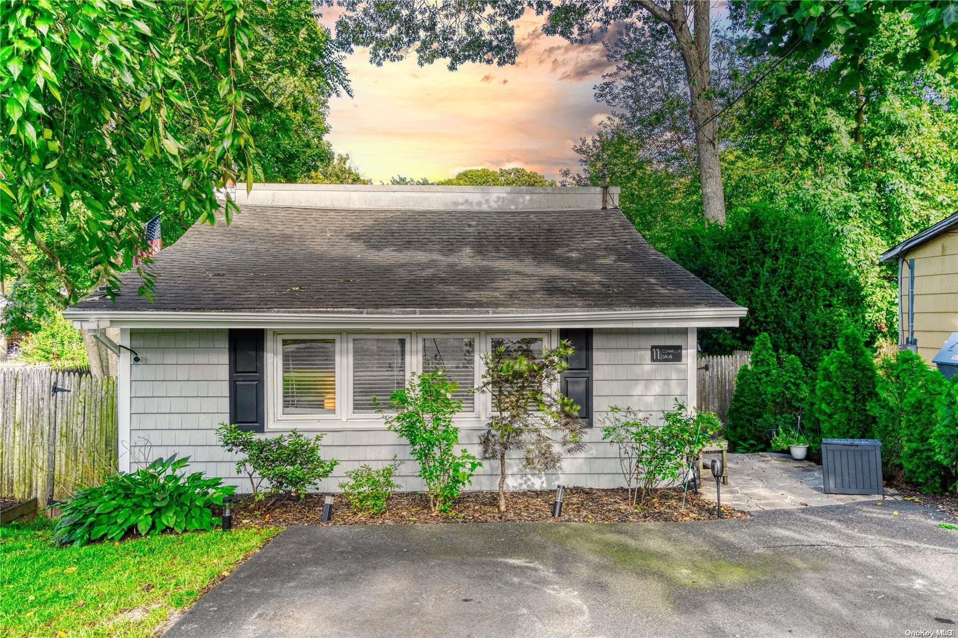 #1 photo, 11 Connelly Drive, サフォーク郡 Lake Grove , NY 11755