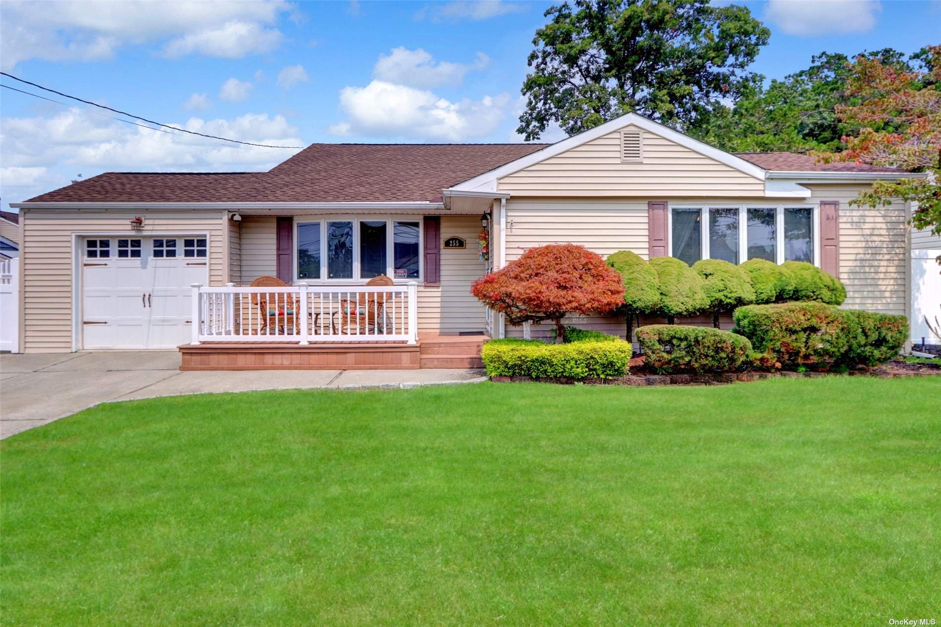 #1 photo, 255 Linden Street, Massapequa Park , NY 11762