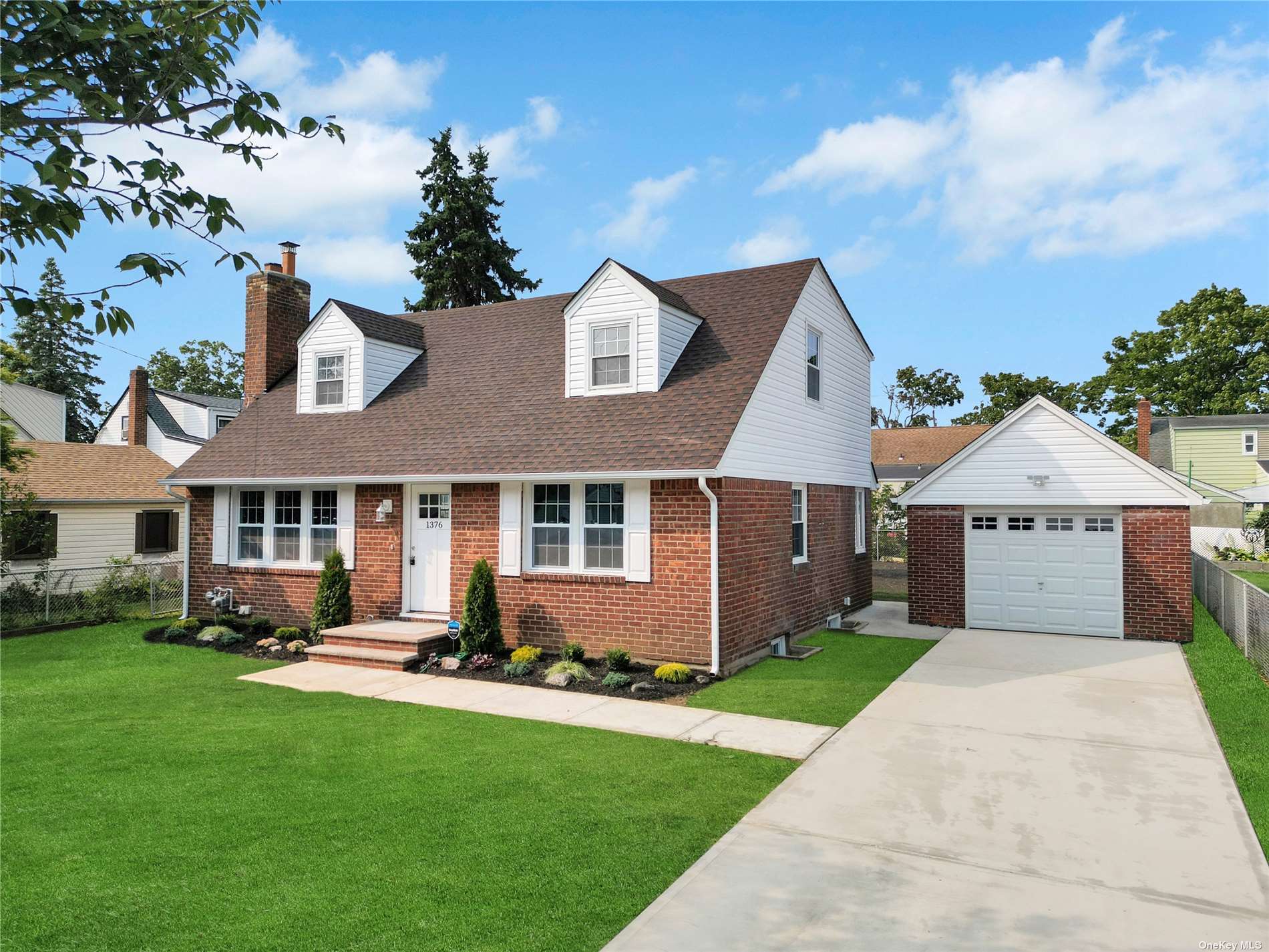 #1 photo, 1376 Clay Street, ناسو Elmont , NY 11003