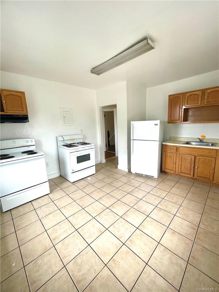 #4 photo, 27 Fox Island Road, Port Chester , NY 10573