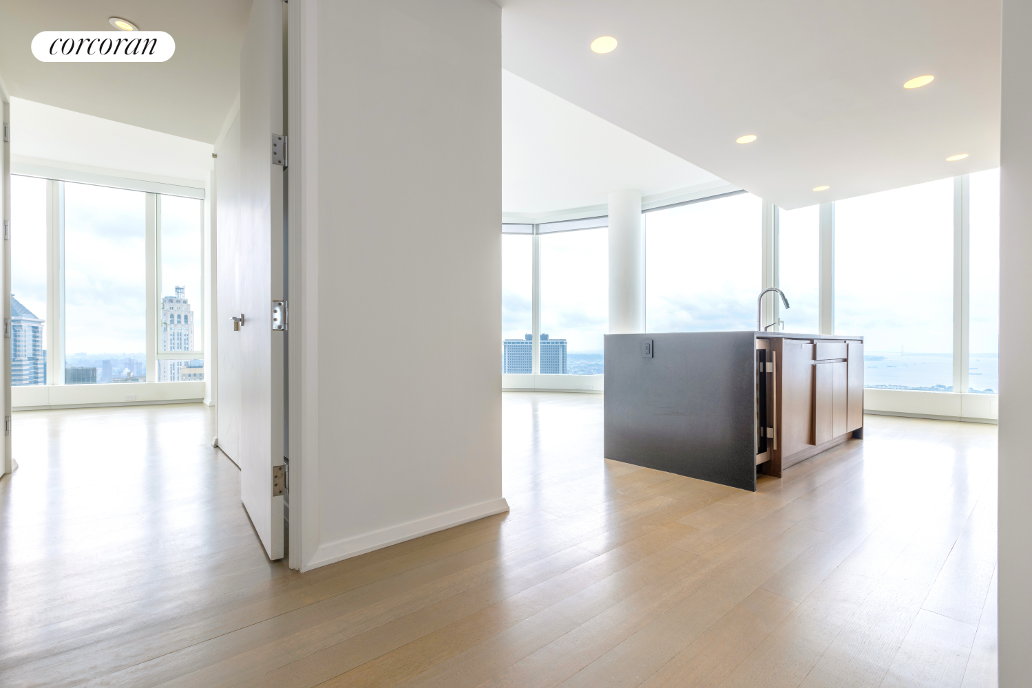 #7 photo, 50 WEST Street, マンハッタン Financial District , NY 10006