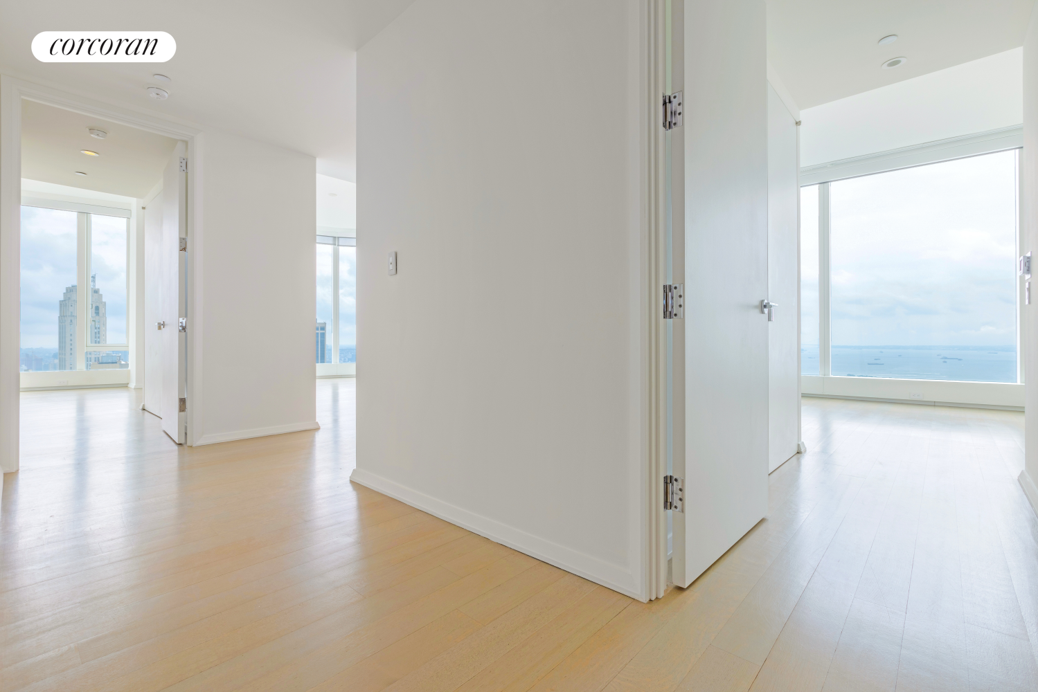 #8 photo, 50 WEST Street, マンハッタン Financial District , NY 10006