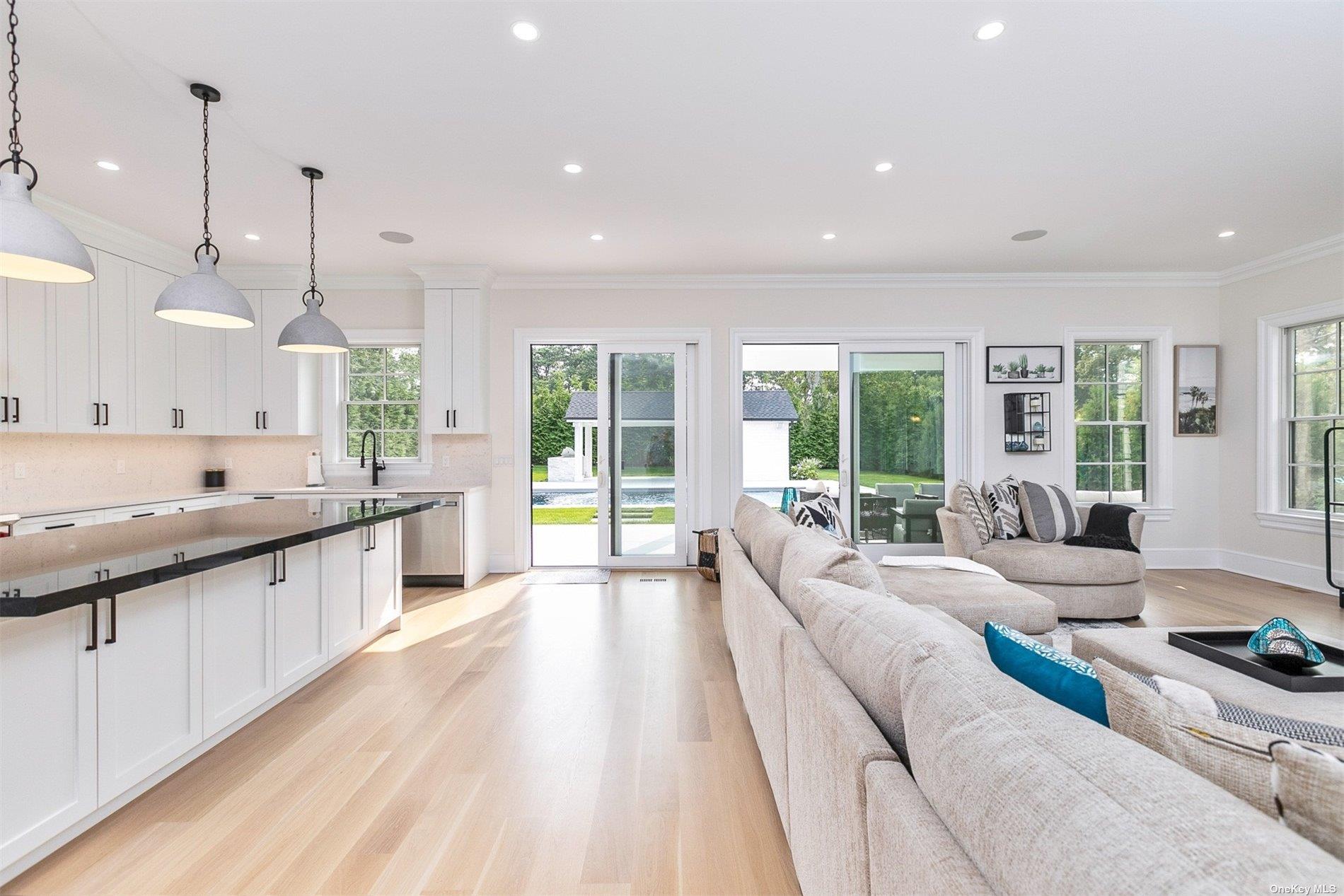 #12 photo, 66 Peters Lane, サフォーク郡 Westhampton Beach , NY 11978