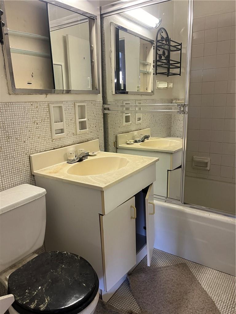 #14 photo, 1020 Grand Concourse, ブロンクス区 Bronx , NY 10451