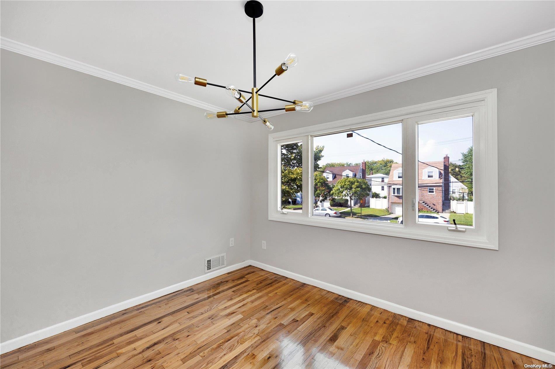 #16 photo, 240-24 149th Avenue, 皇后区 Rosedale , NY 11422