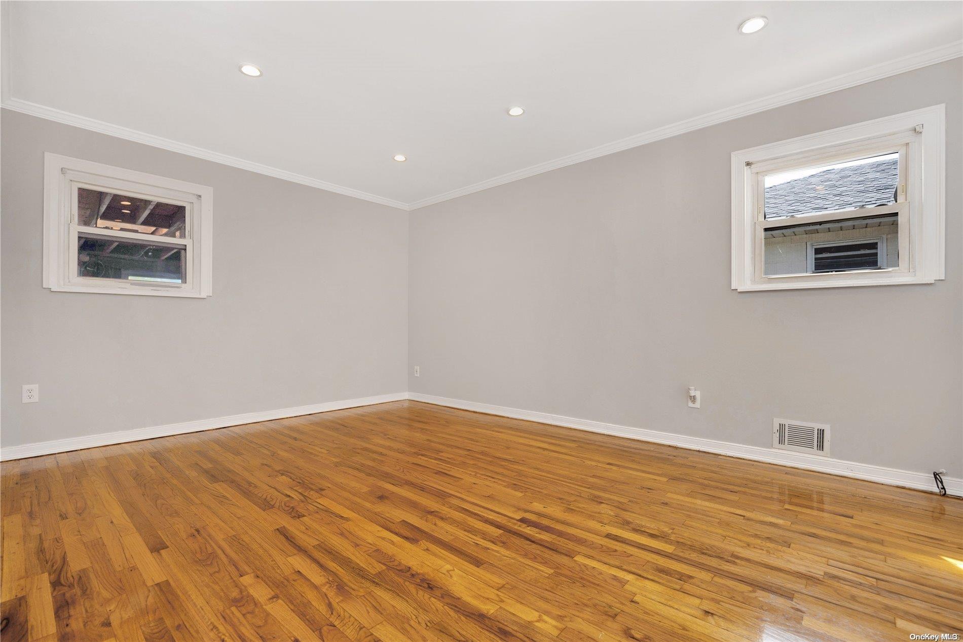 #20 photo, 240-24 149th Avenue, 皇后区 Rosedale , NY 11422