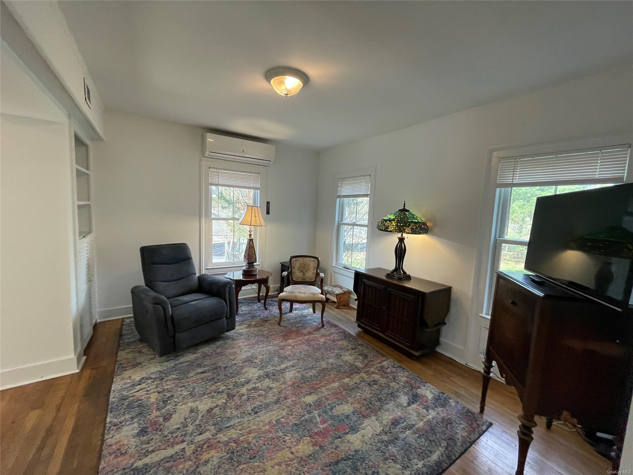 #11 photo, 190 S Country Road, サフォーク郡 Remsenburg , NY 11960