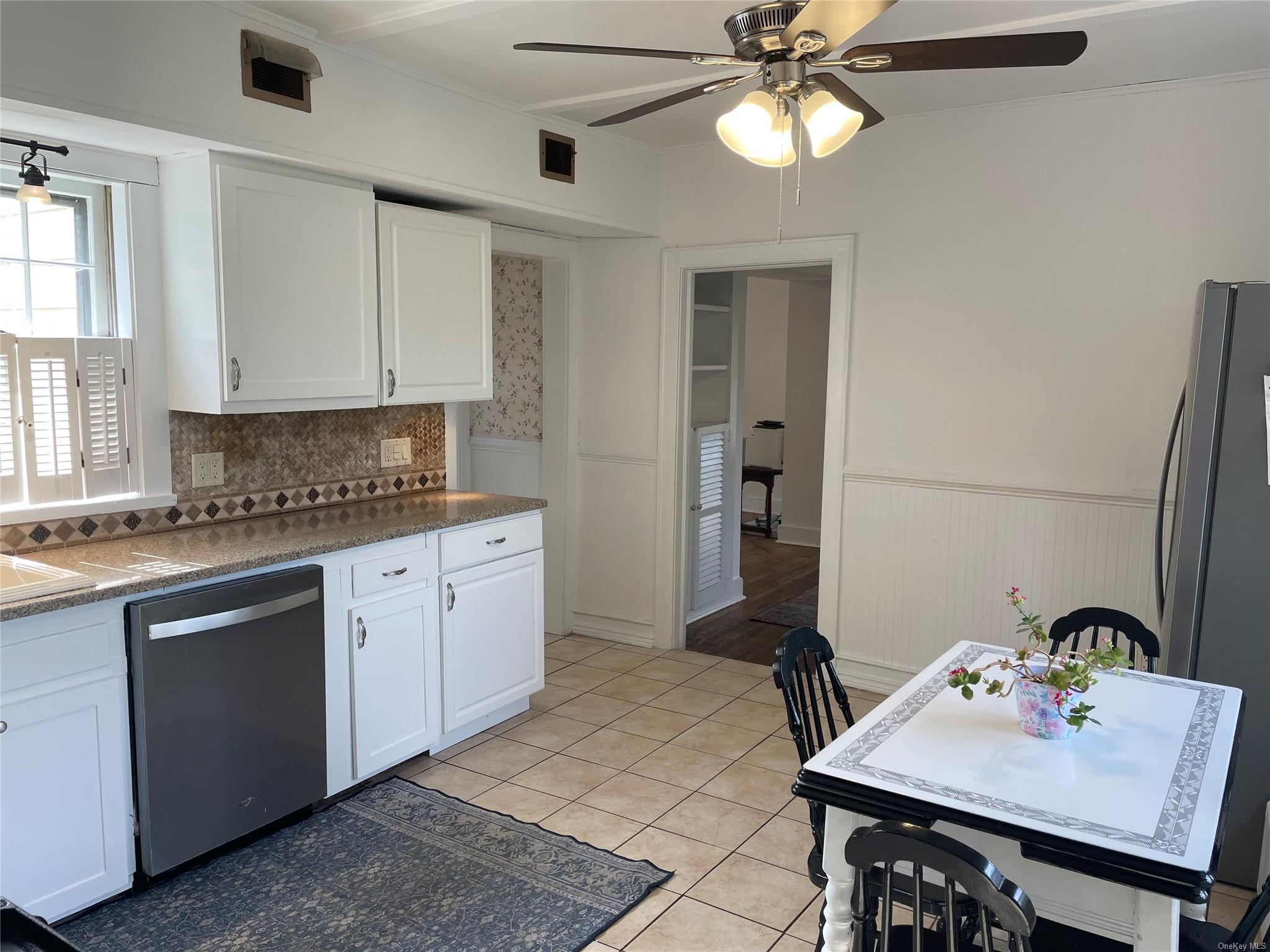 #5 photo, 190 S Country Road, サフォーク郡 Remsenburg , NY 11960