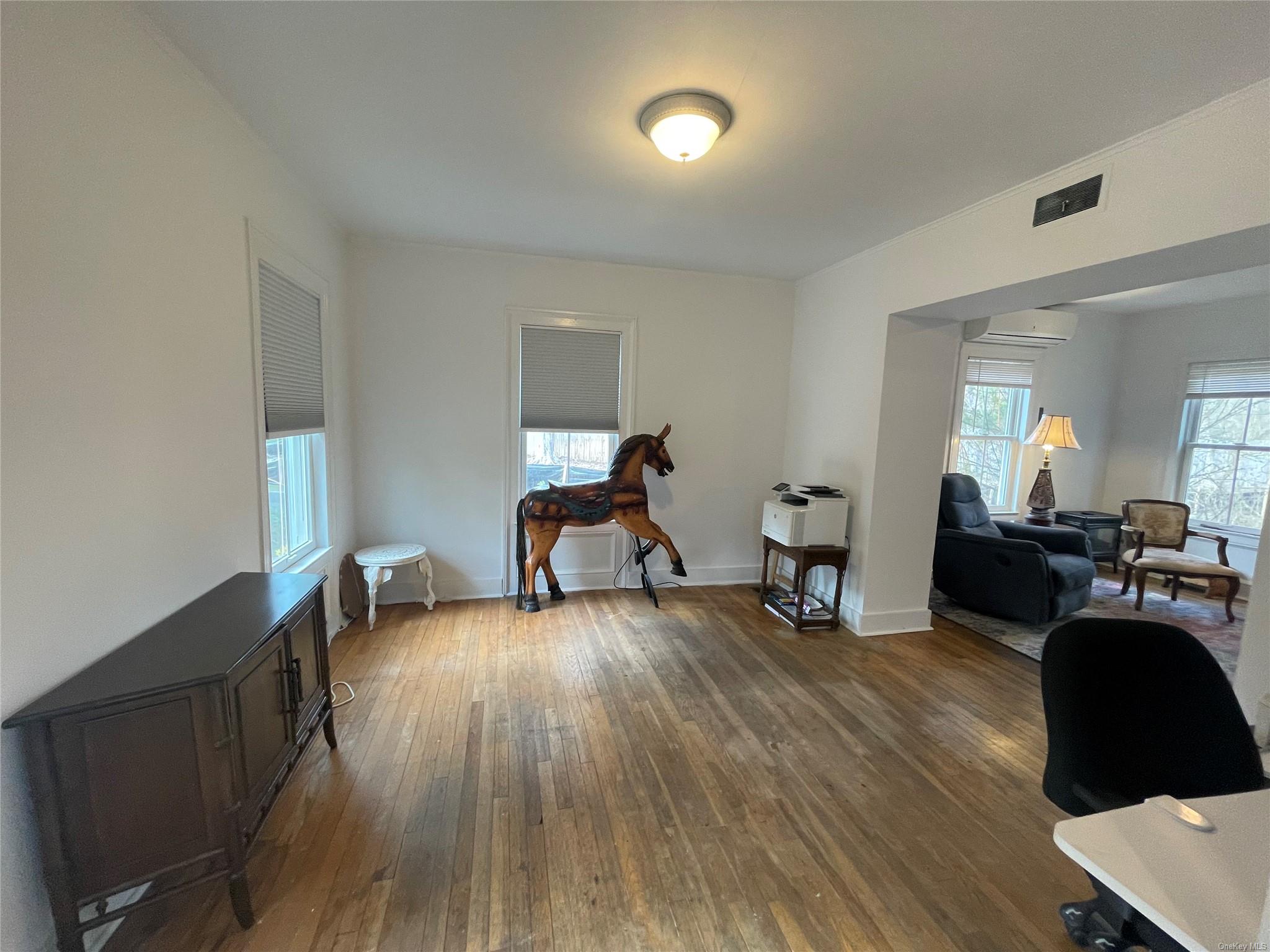 #8 photo, 190 S Country Road, サフォーク郡 Remsenburg , NY 11960