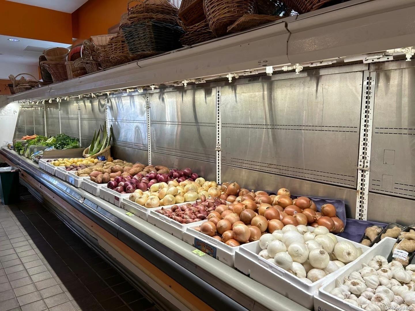 #6 photo, 1483 Broadway, 长岛 Hewlett , NY 11557