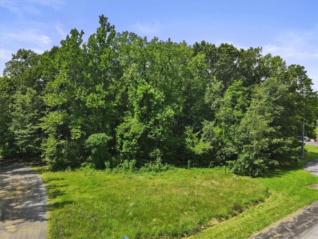 #2 photo, Beckrick Drive, Rhinebeck , NY 12572